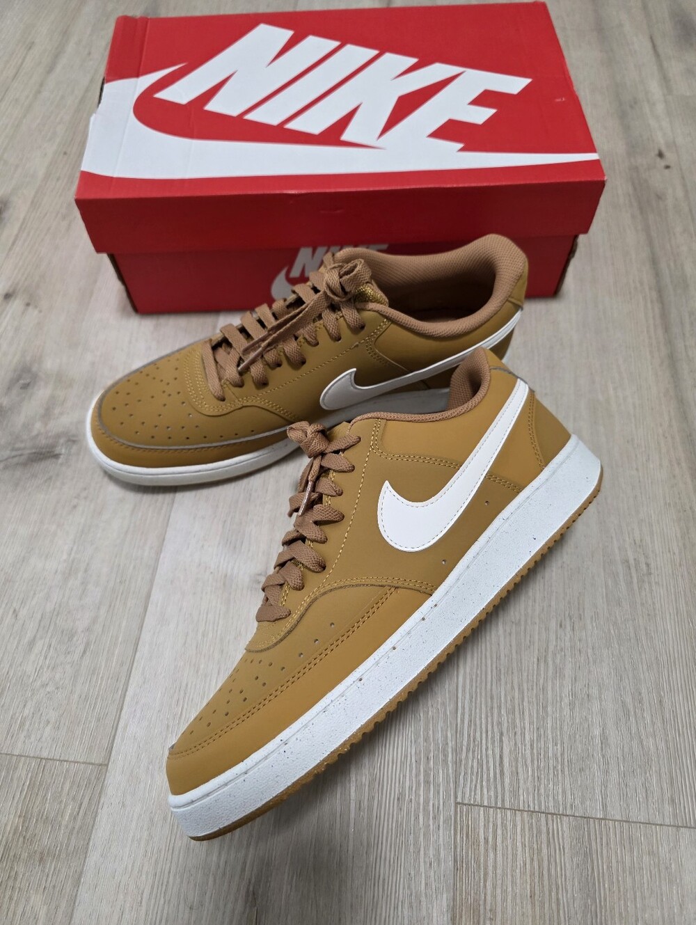 Nike Court Vision Low Casual Shoes Men's Size 9.5 Wheat/Sail